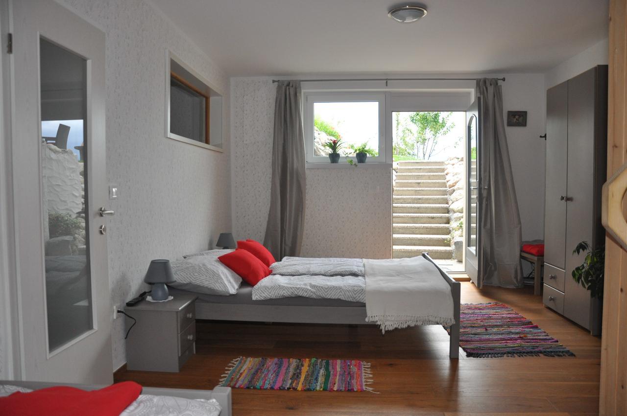 Apartma Romana Spodnji Otok Eksteriør billede